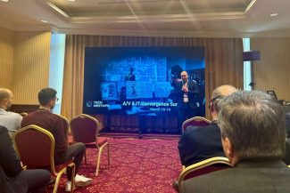 Reprezentant ICI București la A/V & IT Convergence Summit 2025, discutând tendințele emergente din domeniul tehnologiilor digitale și securității IT.