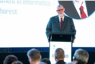 Adrian-Victor Vevera, Director General ICI București, susține un discurs despre transformarea digitală și lansarea DISB2025.