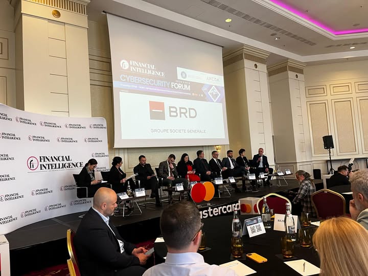 Experți în securitate cibernetică la CYBERSECURITY FORUM 2025, unde ICI București a discutat despre protecția digitală și infrastructurile critice.