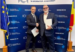 Adrian Victor Vevera împreună cu Conf. univ. dr. ing. Alin Diniță, la semnarea memorandumului de cooperare din cadrul 'The Defense Industry Facing Dual Use Technologies and NATO Requirement'