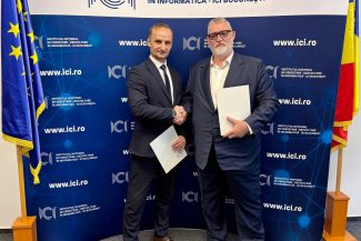 Adrian Victor Vevera împreună cu Conf. univ. dr. ing. Alin Diniță, la semnarea memorandumului de cooperare din cadrul 'The Defense Industry Facing Dual Use Technologies and NATO Requirement'