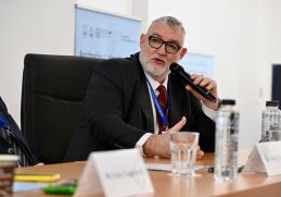 Sesiune plenară la Conferința „Anchoring Cyber Resilience” cu participarea reprezentanților ICI București, în cadrul proiectului ECYBRIDGE, Universitatea Maritimă din Constanța, decembrie 2025