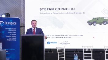 Corneliu Ștefan la lansarea VLAH, primul blindat 4x4 românesc produs la Moreni