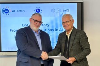 Semnarea acordului de parteneriat între ICI București și Wallachia eHUB în cadrul evenimentului AI Factory