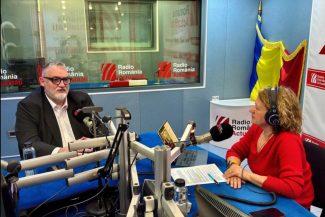 Adrian-Victor Vevera, director ICI București, la emisiunea Serviciul de noapte cu Maria Țoghină, discutând despre prima fabrică de inteligență artificială din România