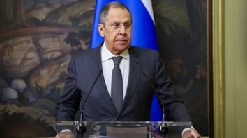 Moscova va continua să-şi limiteze arsenalul nuclear dacă Washingtonul va face acelaşi lucru, declară Serghei Lavrov după expirarea tratatului New START