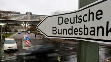 Fiasco arhitectural la Frankfurt / Banca federală renunță la sediul său istoric