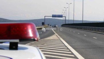 Verificări ale polițiștilor de la autostrăzi/ 3.000 de sancțiuni aplicate săptămâna trecută; 135 de șoferi au rămas fără permis