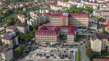 Sălaj: Pacient decedat după ce a căzut de la etajul 5 al Spitalului Județean de Urgență