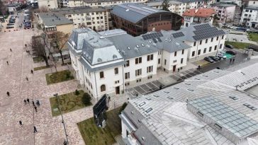 Argeș: Renovarea energetică a sediului Primăriei Pitești - finalizată; proiect finanțat cu 13 milioane de lei prin PNRR
