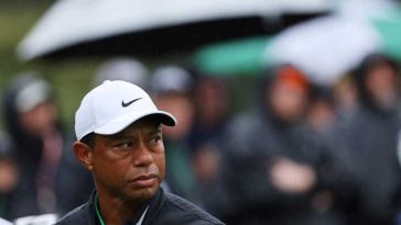 Golf: Tiger Woods, arestat după ce a fost implicat într-un accident rutier