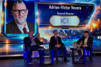 Adrian-Victor Vevera susținând intervenția keynote la Crypto Expo Europe 2026, eveniment dedicat tehnologiilor blockchain și industriei crypto