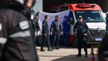 Bolsonaro, internat la terapie intensivă după ce i se face rău la închisoare