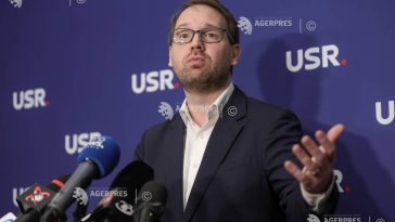 Dominic Fritz: Nu pot ei depune atâtea moțiuni cât putem noi să muncim