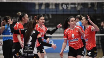 Volei feminin: CS Dinamo București, calificată cu emoții în semifinalele Diviziei A1