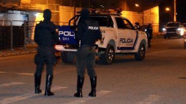 Ecuadorul lansează o operaţiune antidrog de două săptămâni cu susţinerea SUA. Interdicţie de circulaţie pe timpul nopţii în patru provincii de coastă. 30.000 de militari înarmaţi puternic, convoaie de blindate, motociclete şi elicoptere participă la opera