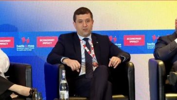 Conferinţa The Economist – Miruţă: Trebuie discutat despre cum transformarea digitală este folosită pentru a introduce fake news. Ca inginer de software, spun că singura modalitate de a lupta împotriva algoritmilor este de a folosi, de asemenea, algoritmi