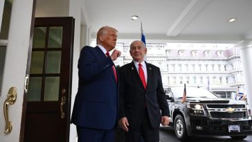 Trump spune că i-a cerut lui Netanyahu să oprească atacurile asupra instalaţiilor energetice