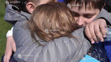 REPORTAJ Viața cu autism - între terapii greu de accesat, epuizarea familiilor și lupta pentru integrare