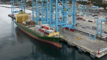 Principalul port din Bahrein suspendă de miercuri operațiunile, Kuweitul cere populației să rămână noaptea acasă