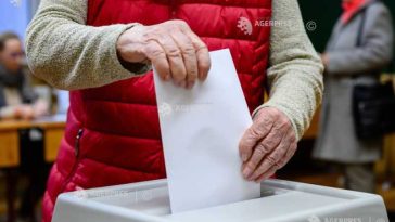 Ungaria: A început votul într-un scrutin parlamentar ce ar putea pune capăt guvernării de 16 ani a premierului Orban