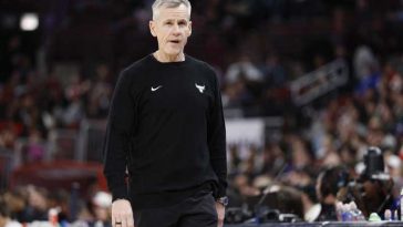 Știri de azi | Baschet: NBA – Billy Donovan părăsește Chicago Bulls după șase sezoane ca antrenor principal - Știri de azi | 