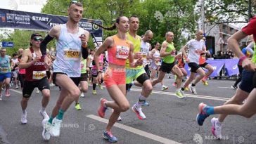 Semimaratonul internațional Constantina Diță adună kilometri pentru construcția de case pentru nevoiași