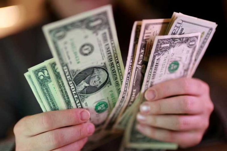 Forbes: Avuția miliardarilor ruși a crescut cu 11%, în pofida războiului și a sancțiunilor