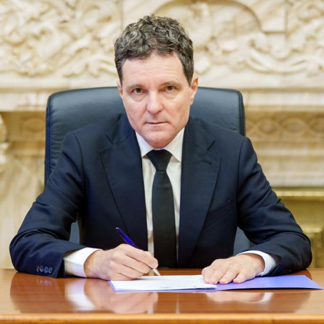 Nicușor Dan: Legea pentru prevenirea și combaterea femicidului, promulgată