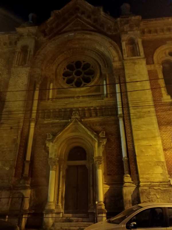 Timiș/Primăria Timișoara preia Casa de rugăciuni adiacentă Sinagogii Fabric, pentru punerea în valoare a ansamblului istoric