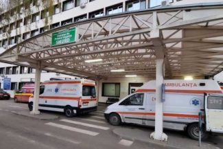 Arad: Primele rezultate ale analizelor nu oferă indicii privind sursa toxiinfecției care a afectat 27 de sportivi