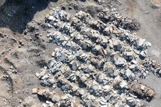 Arad: Sute de tone de deșeuri din construcții, descoperite cu drona; o firmă a fost amendată cu 70.000 de lei