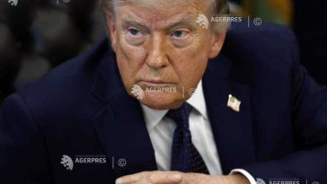 Trump îl amenință pe Starmer cu o taxă vamală mare, dacă nu renunță la taxa pentru servicii digitale