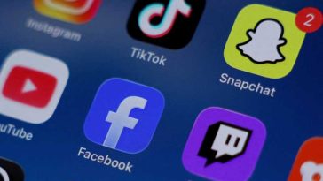 Norvegia intenționează să interzică folosirea social media de către tineri înainte de a împlini 16 ani