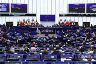 Parlamentul European își adoptă poziția privind bugetul multianual al UE și dezbate implicațiile crizei din Orientul Mijlociu