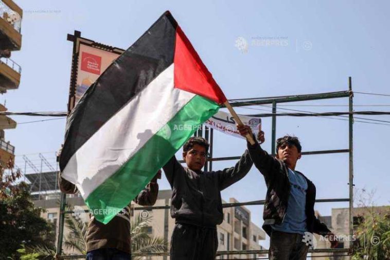 Peste un milion de palestinieni își aleg primarii, pe fondul fricii de coloniști și al incertitudinii legate de război