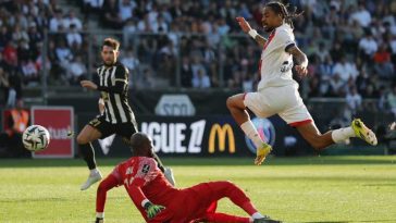 Fotbal: PSG s-a desprins de rivala Lens în Ligue 1, după 3-0 cu Angers