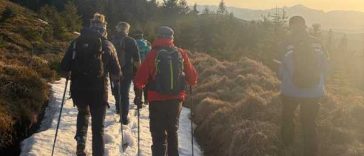 Buzău: Patru persoane rătăcite pe munte au fost salvate de către jandarmii montani