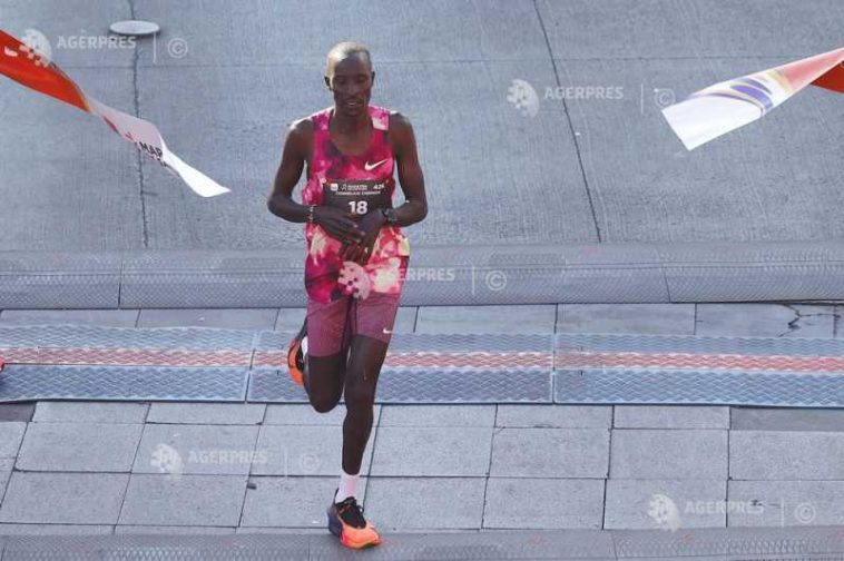 Atletism: Kenyanul Cornelius Chepkok, învingător în maratonul de la Santiago de Chile