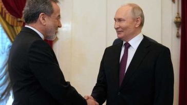 Președintele Putin promite Iranului că Rusia ‘va face totul’ pentru pace în Orientul Mijlociu
