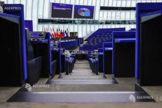 Dezbatere în plenul PE privind bugetul multianual al UE, înainte de adoptarea poziției legislativului comunitar în viitoarele negocieri