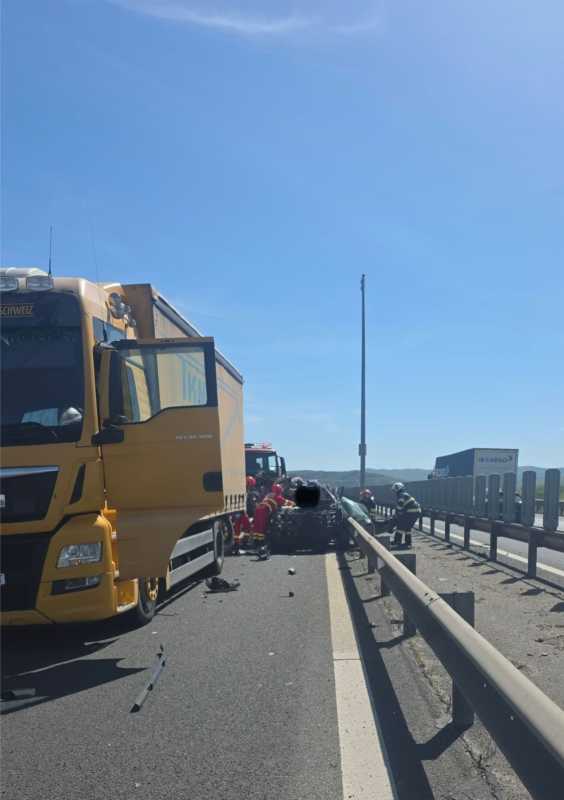 Trafic rutier a fost reluat după trei ore de întrerupere pe autostrada A1, pe sensul Sibiu – Sebeș