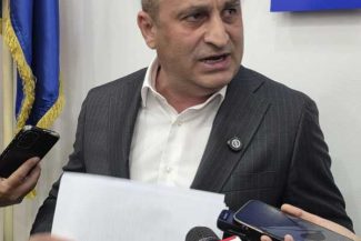 Olt: Președintele CJ și primarul Slatinei se acuză reciproc cu privire la repartizarea cotelor defalcate din impozitul pe venit