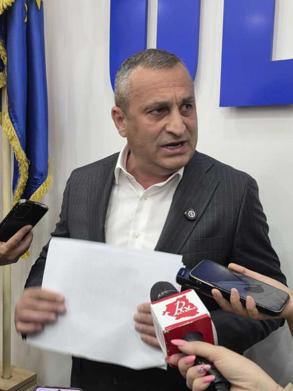 Olt: Președintele CJ și primarul Slatinei se acuză reciproc cu privire la repartizarea cotelor defalcate din impozitul pe venit