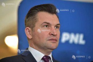 Stroe (PNL): E momentul unei reveniri rapide la aceeași masă a partidelor pro-occidentale