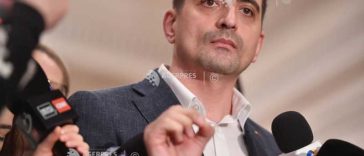 Simion: Fac un apel către Ilie Bolojan să-și dea demisia; avem deja 253 de semnături