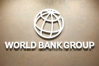 Banca Mondială estimează o creștere de 24% a prețurilor la energie în 2026