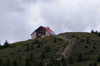 Buzău: ANM instalează nouă stații automate pentru identificărea mai rapidă a fenomenelor meteorologice periculoase