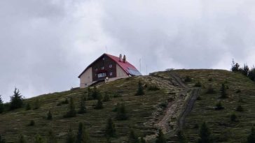 Buzău: ANM instalează nouă stații automate pentru identificărea mai rapidă a fenomenelor meteorologice periculoase