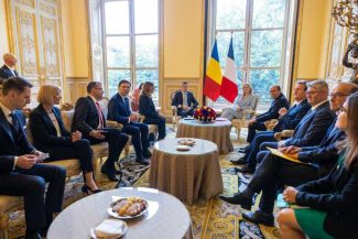 Grindeanu, întâlnire cu președinta Adunării Naționale a Franței: Discuții constructive despre cooperarea bilaterală